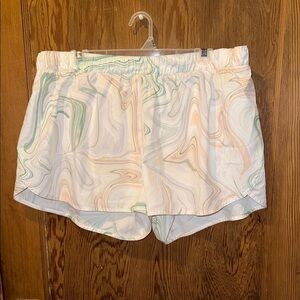 Old navy run shorts, white marble